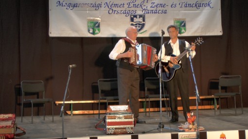 2015-05-09_Urkut_Altmusiker_S1030412_0163_Vater_und_Sohn