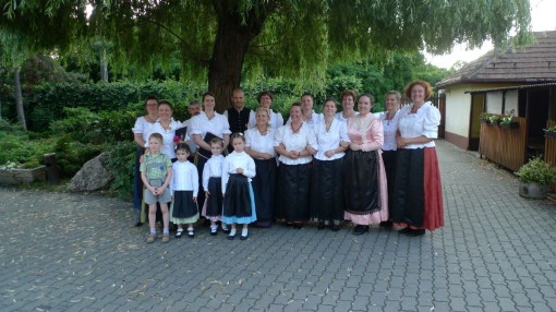 2019--06-23 BLUMENSTRAUSS HARAST 10 JAHRE L1020918 094