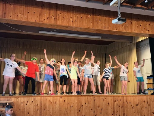 37919654_2139604519633323_466400347032649728_o