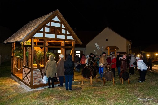 Einweihungsfeier_Nadasch_Krippe_2019