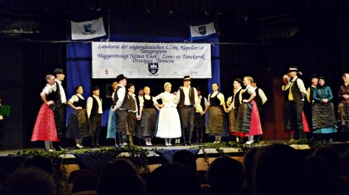 „Füzes” Tanzgruppe aus Wiehall-Kleinturwall/Biatorbágy