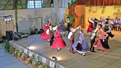 HD 2014-10-18 Tanz Großmanok S1010125 0234 Kier