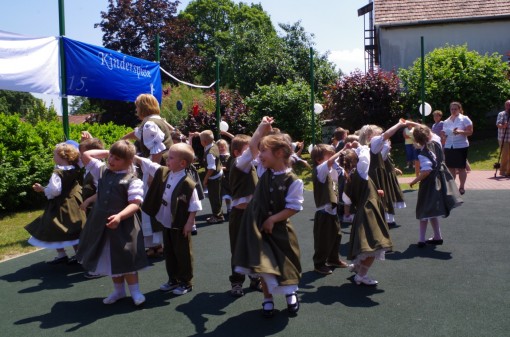 11. Gyermekdalok és Gyermekjátékok Fesztiválja / 11. Festival der Kinderlieder und Kinderspiele