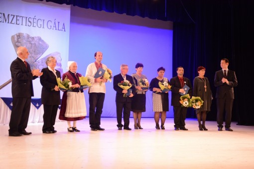 dIJKIOSZTO_CSOPORTKEP