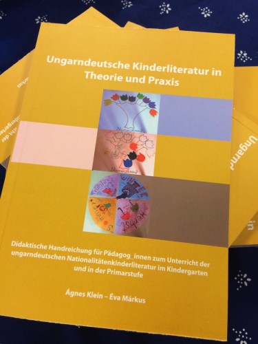 das_Buch_a_konyv